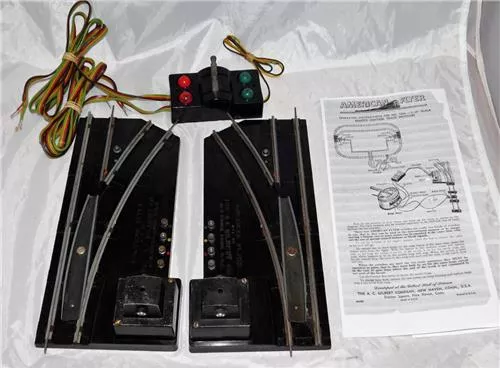 American Flyer 720A Pair remote switches workng Sgauge +instructions 49-56 CLEAN