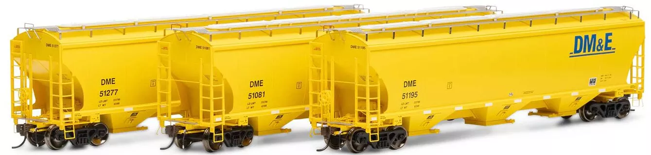 Athearn G97142 HO Trinity 3-Bay Hoppers, DM&E # 2 (3)