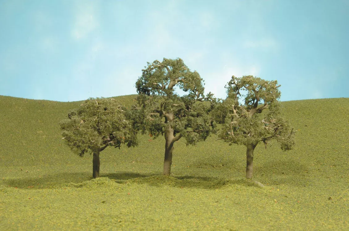 Bachmann SceneScapes 32007 2.5" to 2.35" Walnut Trees (3)