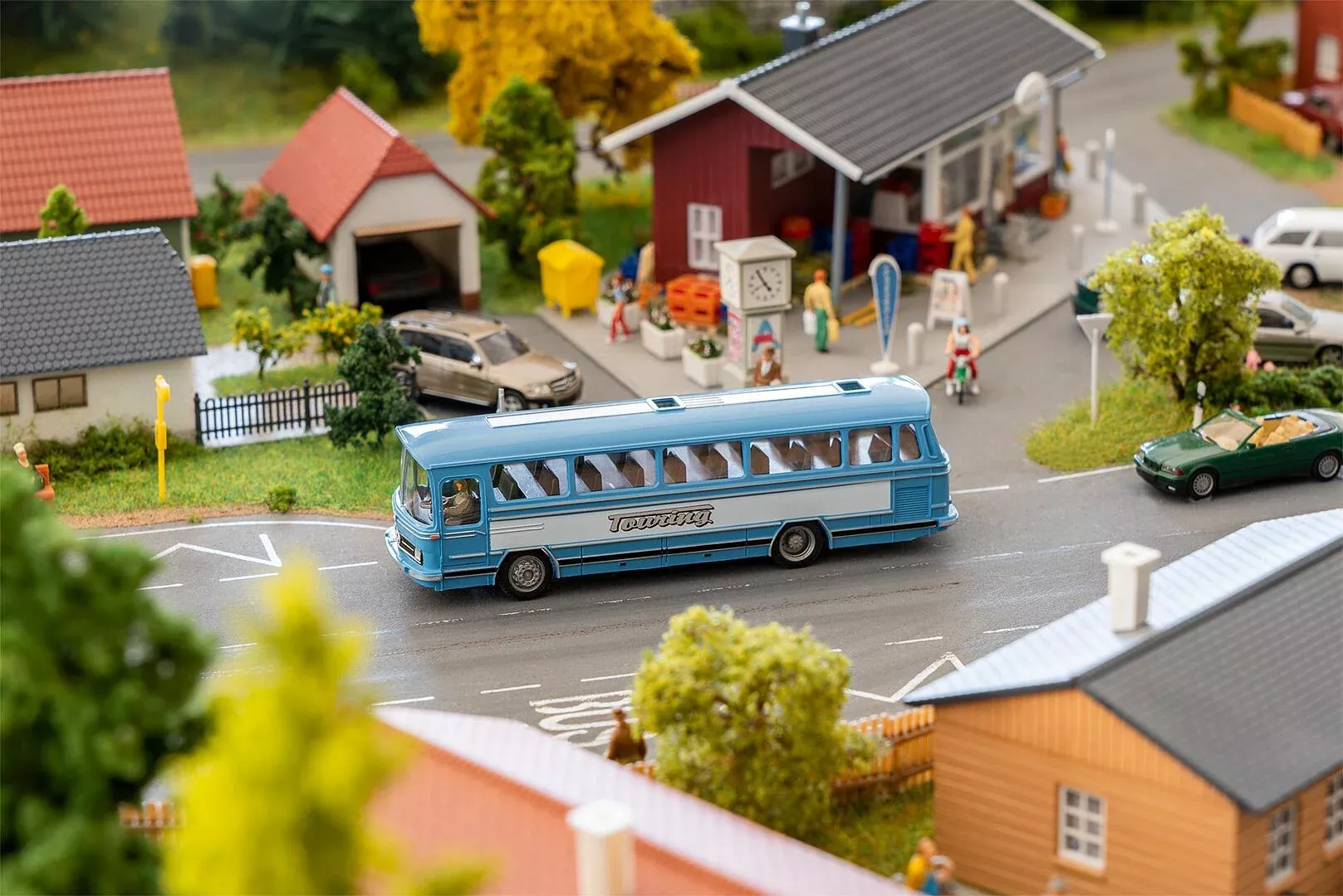 Faller 161485 HO Scale Car System MB O302 Touring Bus