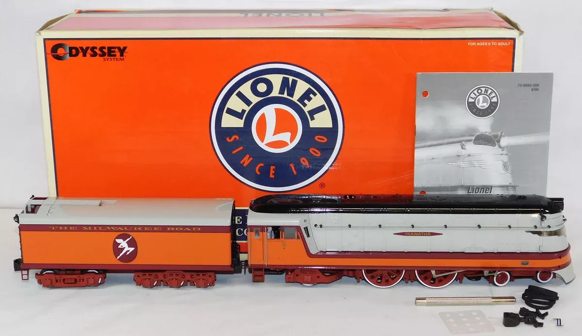 Lionel 6-38094 Milwaukee Road Hiawatha 4-4-2 Steam Loco & Tender C-7+ Standard O