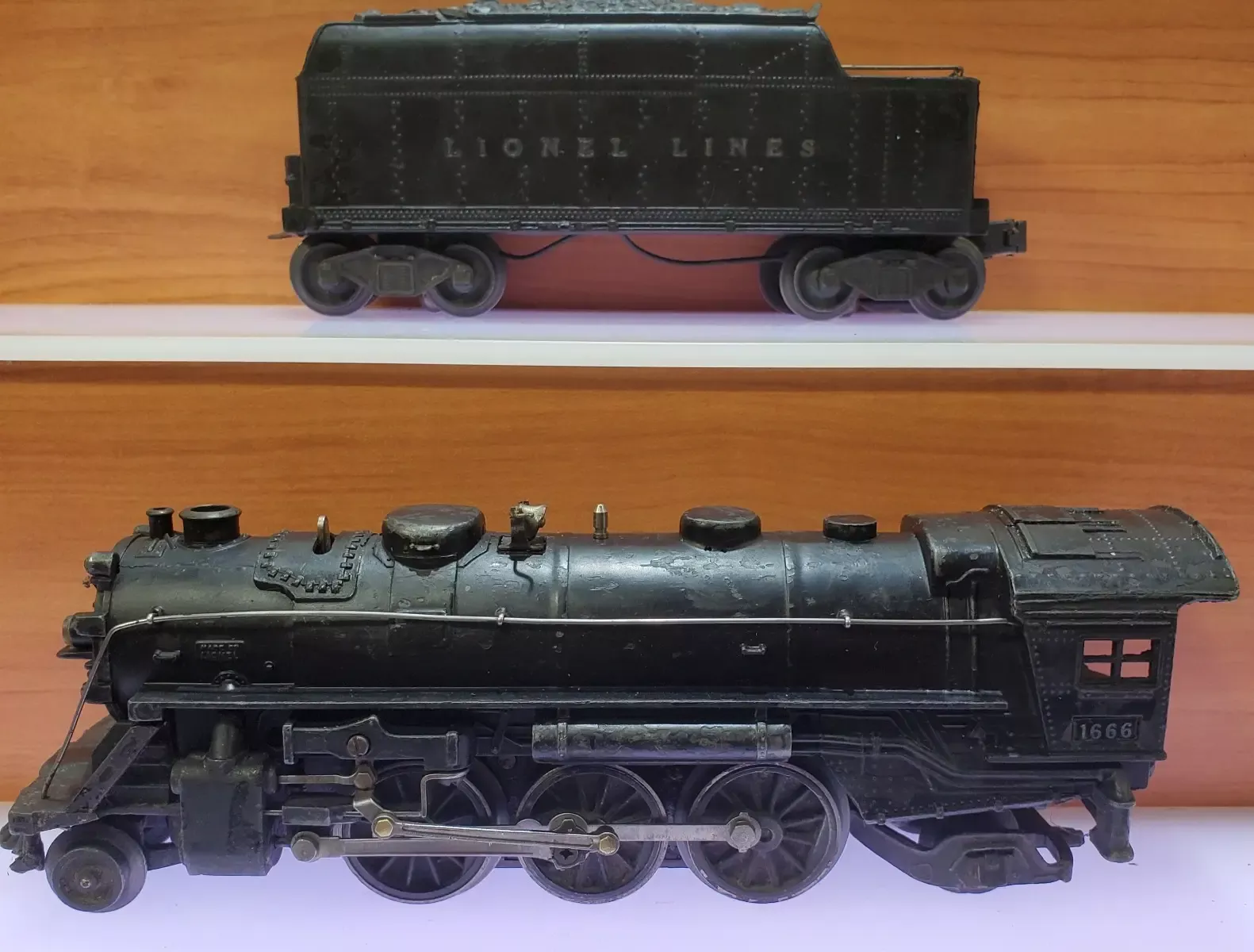 Lionel LIO1666D O Lionel Lines Engine #1666 And Tender