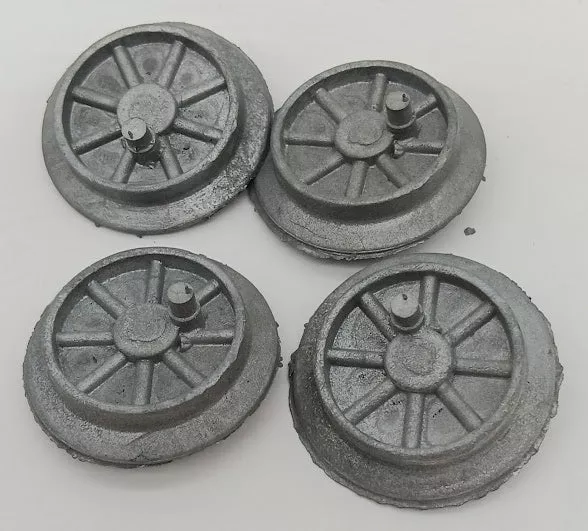 Lot of 4 cast spoked train drive wheels. 1-1/2"