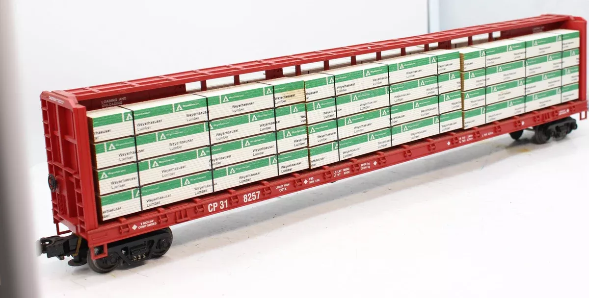 MTH 20-98229 CP Rail Center Beam Flat Car Premier w/lumber load O Scale Used