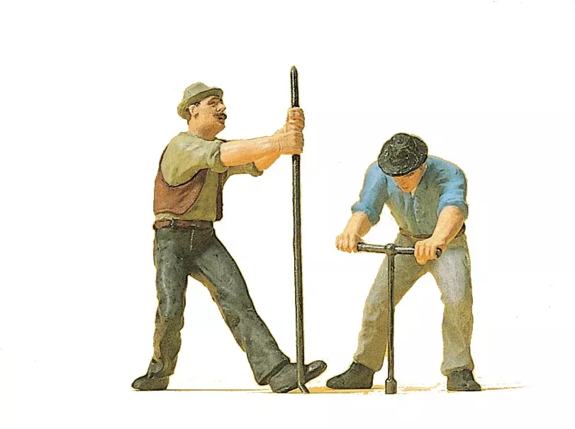Preiser 45009 G Scale Track Workers w/Wrench, Crowbar (2)