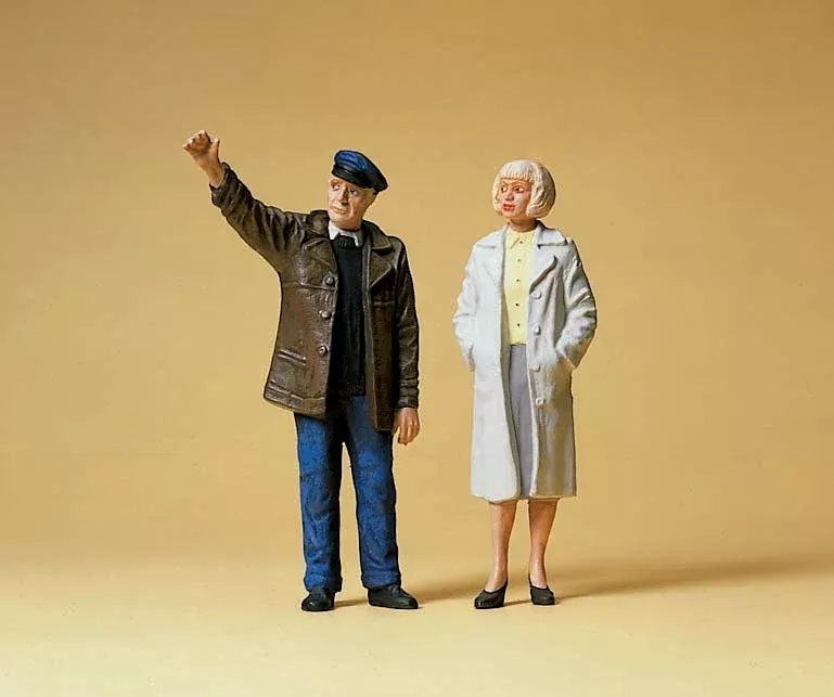 Preiser 57116 1:25 Truck Driver & Hitchhiker Figure Set