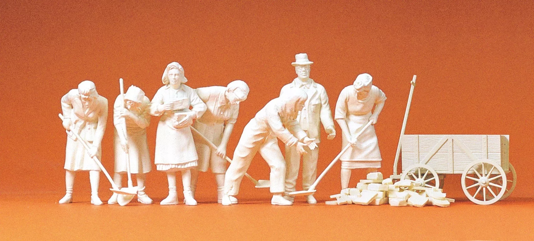 Preiser 64010 1:35 Scale Workers 1939-45 Figure Kit, Unpainted