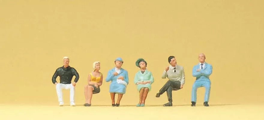 Preiser 74006 1:100 Scale Seated Persons Figure Set