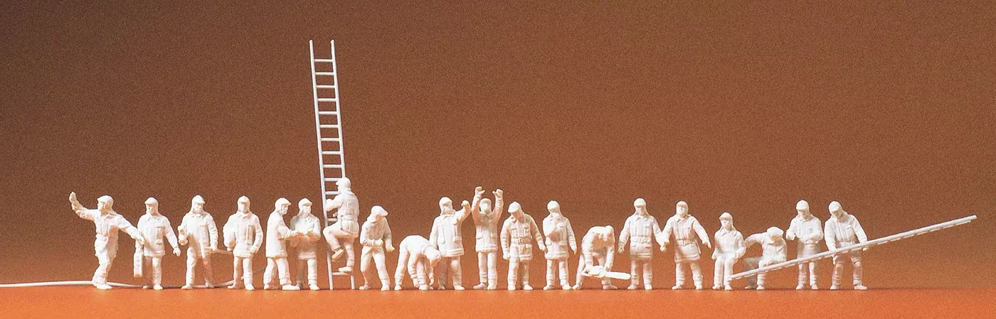 Preiser 79004 N Scale Unpainted Firemen Figure Set