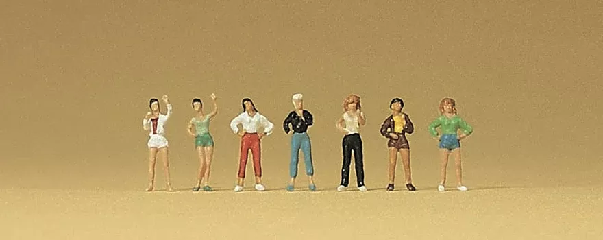 Preiser 79075 N Scale Girls Figure Set