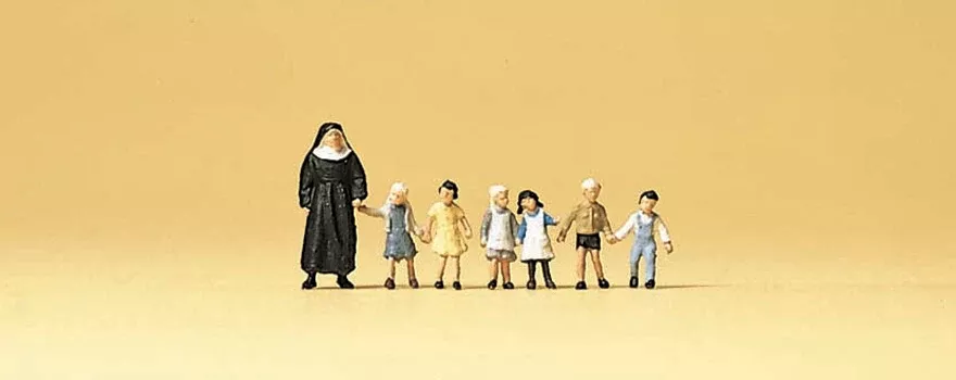 Preiser 79127 N Scale Nun with Children Figure Set
