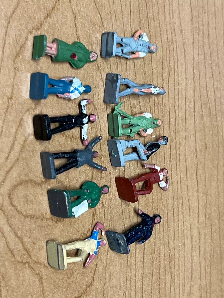 Set of 12 Metal figures HO SCALEUsed Excellent No Box