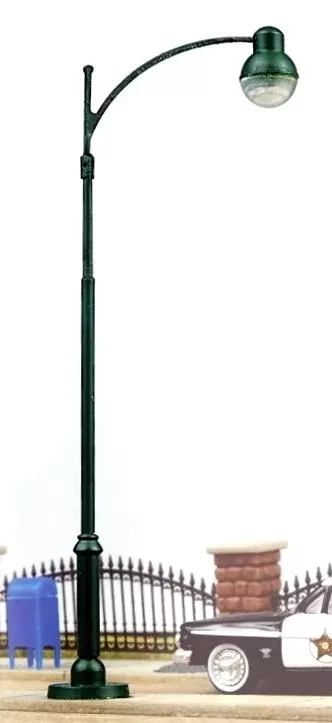 Walthers SceneMaster HO 949-4309 Modern Street Light